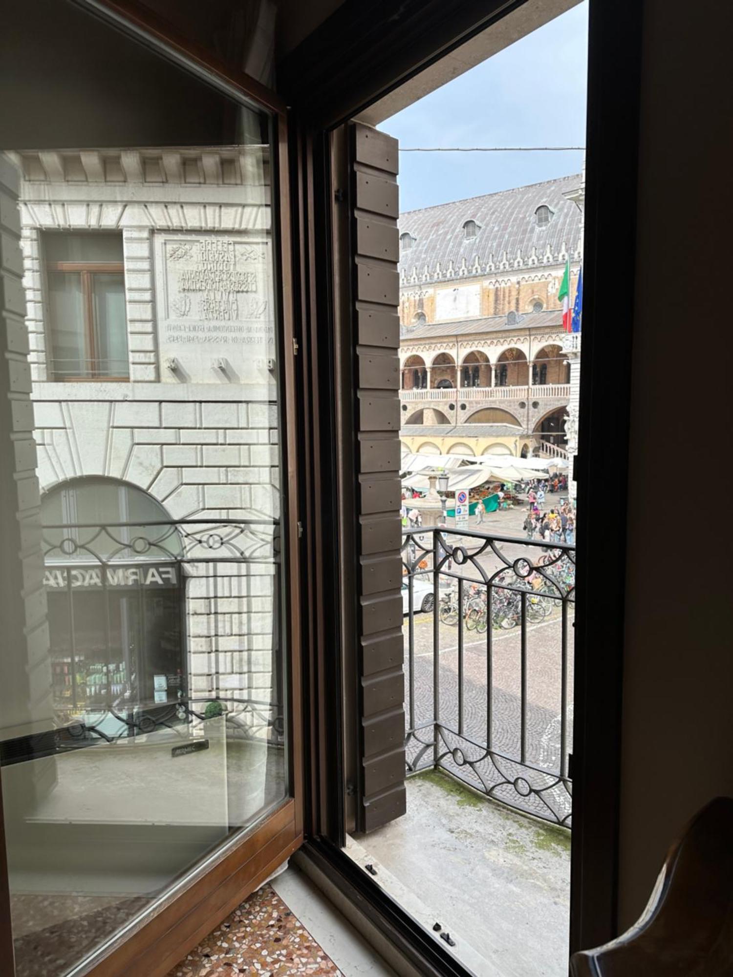 Padovaresidence Apartments - Vista Piazza Delle Erbe E Palazzo Della Ragione 외부 사진